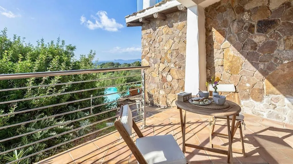 Villa Emmeline Fronte Mare 5 Camere 6 Bagni Infinity Pool Wifi Per 12 Persone Alghero 0*,  Italy