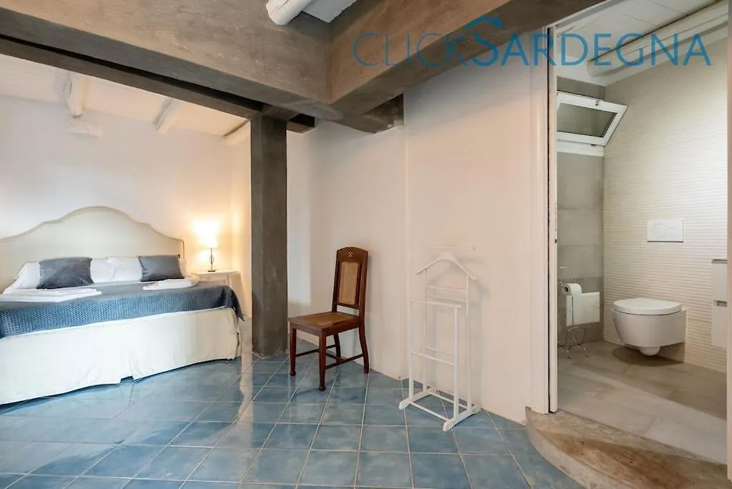 Villa Emmeline Fronte Mare 5 Camere 6 Bagni Infinity Pool Wifi Per 12 Persone Alghero 0*,  Italy